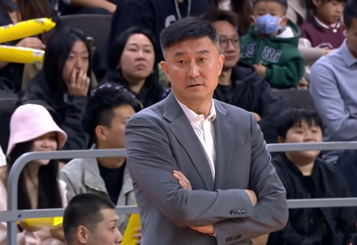 星空体育官网-杜锋接受采访，回应焦泊乔请假离开广东队|广东男篮|球队|离队|康复|事务_新浪体育_新浪新闻