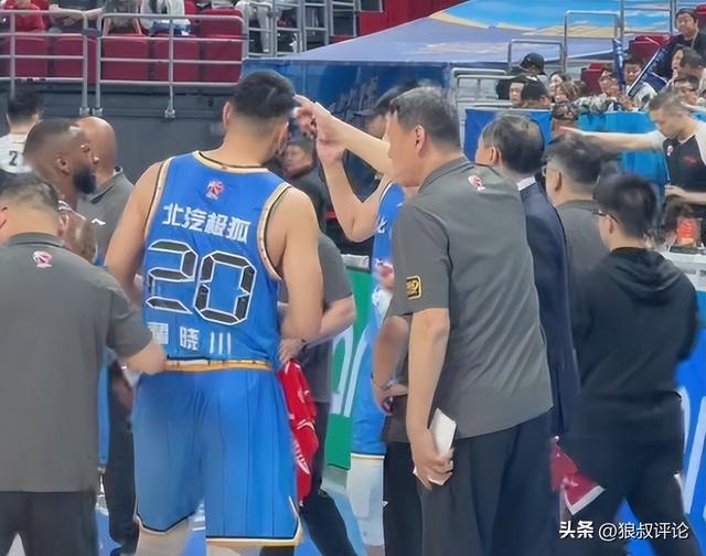 Starrysky Spor-杨毅：李楠是许利民邀请到北京男篮 目前还没有到再入江湖的时候